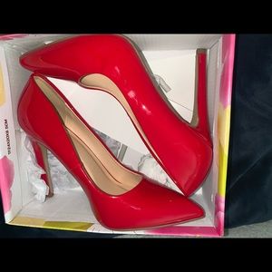 Really cute heels 😛 RED 🔥